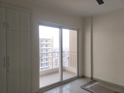 Bedroom Image of 1700 Sq.ft 3 BHK Apartment / Flat for sale in Amrapali Crystal Homes Phase 1, Sector 76 Noida for Rs. 22500000