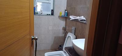Bathroom Image of 3220 Sq.ft 4 BHK Apartment / Flat for rent in Adani Water Lily, Shantigram Ahmedabad for Rs. 110000