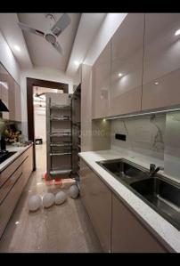 Kitchen Image of 1530 Sq.ft 3 BHK Builder Floor for rent in Raj One Good Earth, Sector 71 Gurgaon for Rs. 50000
