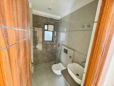 Bathroom Image of 1750 Sq.ft 3 BHK Apartment / Flat for rent in AG8 Aster Royal, Salaiya Bhopal for Rs. 28000