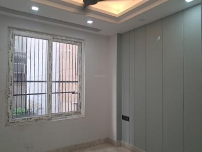 Bedroom Image of 1350 Sq.ft 3 BHK Builder Floor for sale in DDA Mig Flats, Paschim Vihar New Delhi for Rs. 26500000