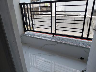 Balcony Image of 804 Sq.ft 2 BHK Apartment / Flat for sale in Keshtopur Kolkata for Rs. 2800000