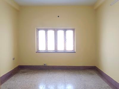 Bedroom Image of 800 Sq.ft 2 BHK Builder Floor for rent in Jodhpur Park Kolkata for Rs. 13000