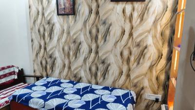 Bedroom Image of 450 Sq.ft 2 BHK Builder Floor for sale in Laxmi Nagar New Delhi for Rs. 6200000