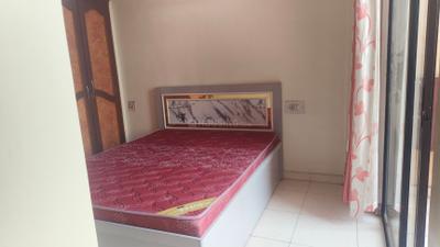 Bedroom Image of 1000 Sq.ft 1 BHK Apartment / Flat for rent in Magarpatta Heliconia, Hadapsar Pune for Rs. 32000