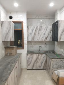 Kitchen Image of 900 Sq.ft 2 BHK Builder Floor for sale in Mukherjee Nagar New Delhi for Rs. 12500000