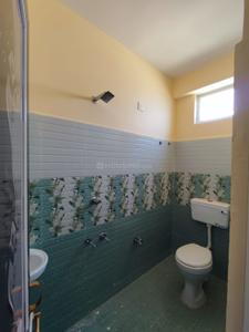 Bathroom Image of 1000 Sq.ft 2 BHK Apartment / Flat for sale in Phool Bagh Vizianagaram for Rs. 3000000