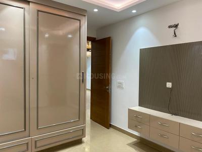 Bedroom Image of 1500 Sq.ft 3 BHK Builder Floor for rent in Tagore Garden Extension New Delhi for Rs. 40000