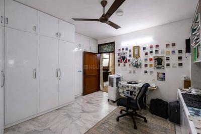 Bedroom Image of 2000 Sq.ft 4 BHK Independent House for sale in Jamia Nagar New Delhi for Rs. 15000000