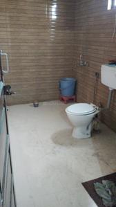 Bathroom Image of 1440 Sq.ft 2 BHK Builder Floor for rent in Sector 16 Faridabad for Rs. 20000