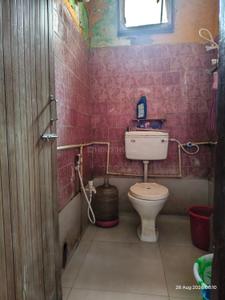 Bathroom Image of 420 Sq.ft 2 BHK Builder Floor for sale in Salkia Howrah for Rs. 1500000