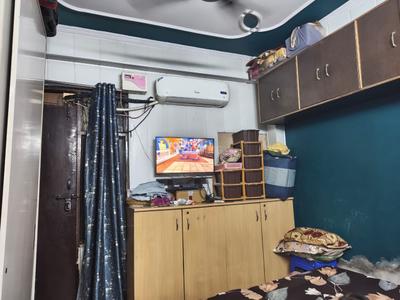 Bathroom Image of 490 Sq.ft 1 BHK Apartment / Flat for sale in Rajendra Nagar Ghaziabad for Rs. 2000000