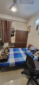 Bedroom Image of 1450 Sq.ft 3 BHK Apartment / Flat for sale in Green View Apartment, Mandi New Delhi for Rs. 5300000
