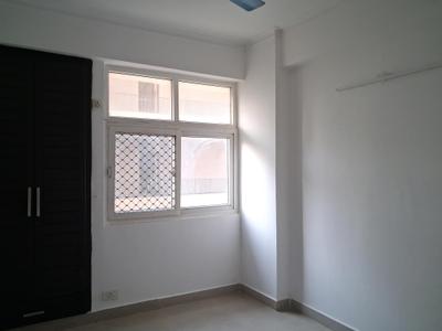 Bedroom Image of 950 Sq.ft 2 BHK Apartment / Flat for sale in Amrapali Zodiac, Sector 120 Noida for Rs. 8000000