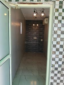 Bathroom Image of 1500 Sq.ft 3 BHK Apartment / Flat for rent in Alaknanda New Delhi for Rs. 75000
