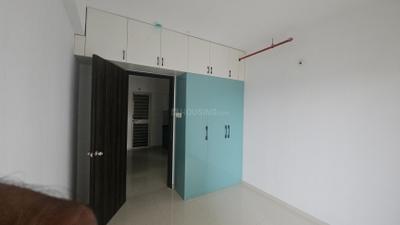 Bedroom Image of 1100 Sq.ft 2 BHK Apartment / Flat for rent in Goel Ganga Altus, Kharadi Pune for Rs. 35000