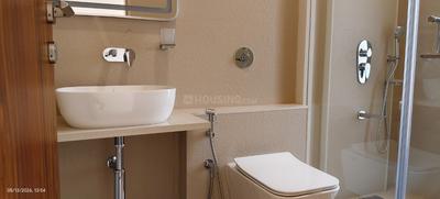 Bathroom Image of 1800 Sq.ft 4 BHK Apartment / Flat for sale in Shraddha Skyline, Borivali West Mumbai for Rs. 70600000