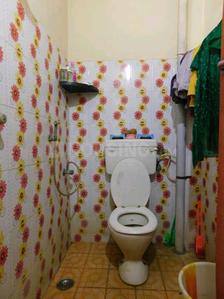 Bathroom Image of 660 Sq.ft 2 BHK Apartment / Flat for sale in sai flats, Kolathur Chennai for Rs. 4000000