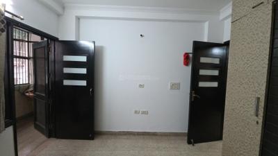 Bedroom Image of 1350 Sq.ft 3 BHK Builder Floor for rent in Pitampura New Delhi for Rs. 66000