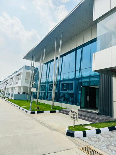 Anvaya Icon City Main Image 1