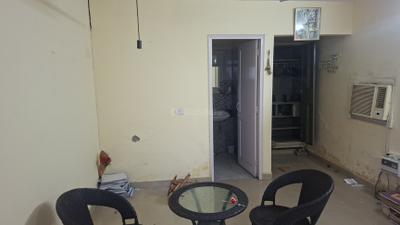 Bedroom Image of 450 Sq.ft 1 RK Builder Floor for rent in Safdarjung Enclave New Delhi for Rs. 32000