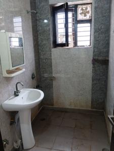 Bathroom Image of 2100 Sq.ft 3 BHK Independent House for rent in Sector 46 Faridabad for Rs. 30000