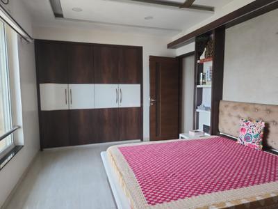 Bedroom Image of 999 Sq.ft 2 BHK Apartment / Flat for sale in Hiranandani Meadows, Thane West Thane for Rs. 21500000