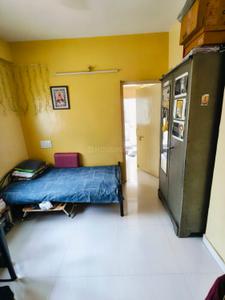 Bedroom Image of 100 Sq.ft 1 RK Independent House for rent in Karve Nagar Pune for Rs. 16500