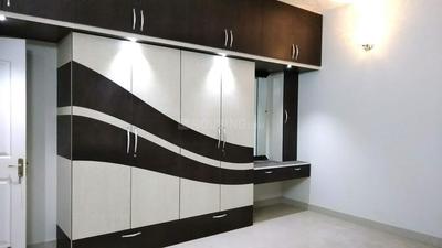 Bedroom Image of 2000 Sq.ft 4 BHK Apartment / Flat for sale in Sector 50 Noida for Rs. 9900000