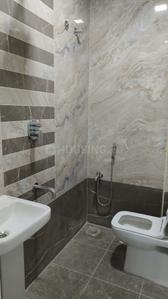 Bathroom Image of 1600 Sq.ft 4 BHK Apartment / Flat for rent in Kaval Bairasandra Bengaluru for Rs. 55000