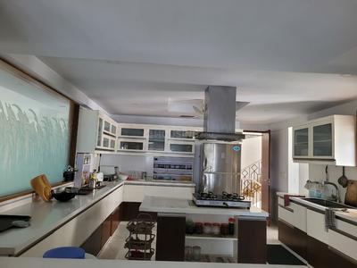 Kitchen Image of 4600 Sq.ft 5 BHK Duplex for sale in Panampilly Nagar Kochi for Rs. 30000000