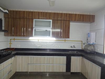 Kitchen Image of 4000 Sq.ft 4 BHK Builder Floor for rent in Maharani Bagh New Delhi for Rs. 350000