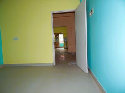 Bedroom Image of 650 Sq.ft 2 BHK Apartment / Flat for sale in Dum Dum Cantonment Kolkata for Rs. 2000000