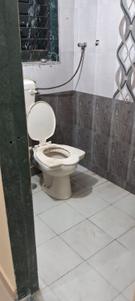 Bathroom Image of 430 Sq.ft 1 BHK Builder Floor for rent in Airoli Navi Mumbai for Rs. 16500