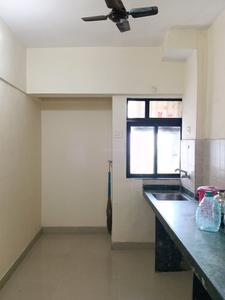 Kitchen Image of 900 Sq.ft 2 BHK Apartment / Flat for rent in Nyati Shubharambh Complex, Thane West Thane for Rs. 34500