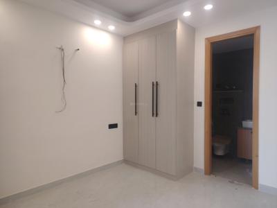 Bedroom Image of 2000 Sq.ft 4 BHK Builder Floor for rent in Freedom Fighters Enclave New Delhi for Rs. 70000