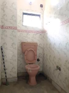Common Bathroom Image of 800 Sq.ft 2 BHK Builder Floor for sale in Tollygunge Kolkata for Rs. 4600000