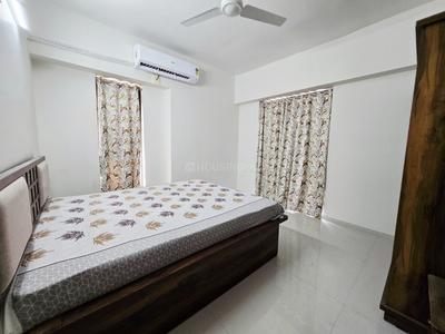 Bedroom Image of 2000 Sq.ft 3 BHK Apartment / Flat for sale in Godrej Green Glades, Jagatpur Ahmedabad for Rs. 10500000