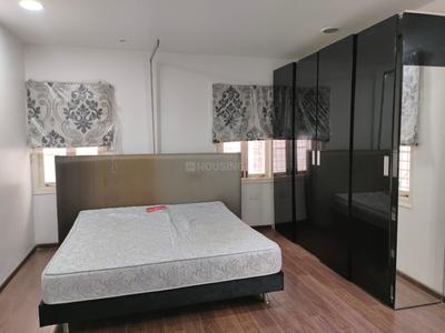 Bedroom Image of 2200 Sq.ft 3 BHK Apartment / Flat for rent in Jain Ravi Gayathri Heights, Hitech City Hyderabad for Rs. 60000