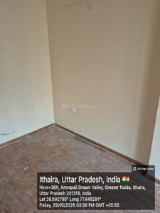 Bedroom Image of 427 Sq.ft 1 BHK Apartment / Flat for rent in Supertech Eco Village I Phase II, Noida Extension Greater Noida for Rs. 16000