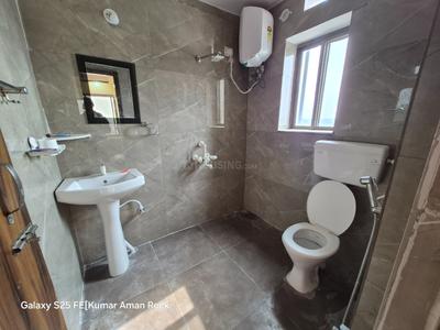 Bathroom Image of 2000 Sq.ft 3 BHK Apartment / Flat for rent in Kokar Ranchi for Rs. 25000