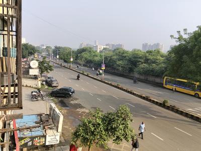 Living Room Image of 990 Sq.ft 2 BHK Apartment / Flat for rent in Chanakyapuri Ahmedabad for Rs. 20000