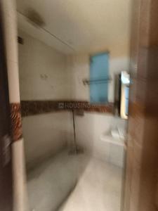Bathroom Image of 1800 Sq.ft 3 BHK Builder Floor for rent in Vivek Vihar New Delhi for Rs. 65000