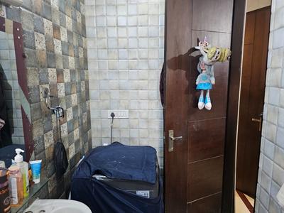 Bathroom Image of 1200 Sq.ft 3 BHK Builder Floor for sale in Ramesh Nagar New Delhi for Rs. 15000000