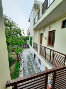 Balcony Image of 5200 Sq.ft 5 BHK Villa for sale in Sector 93B Noida for Rs. 150000000