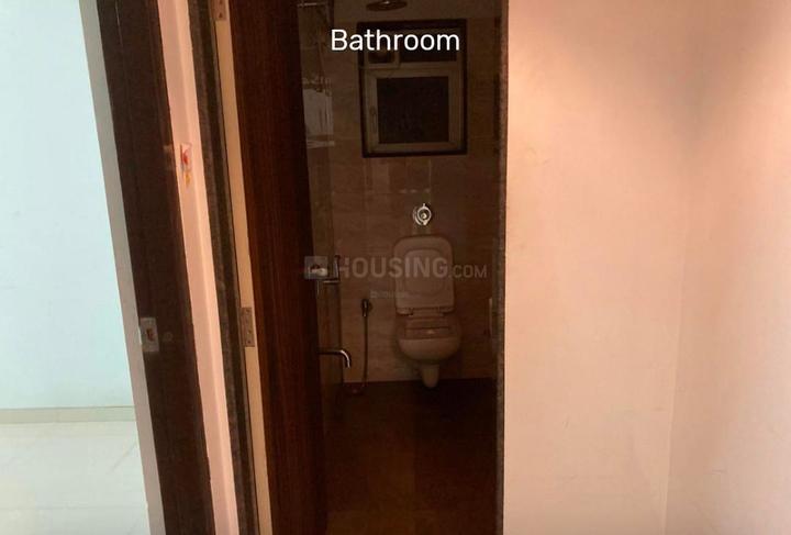 Kalina, Santacruz East Bathroom 1