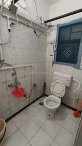 Bathroom Image of 600 Sq.ft 1 BHK Apartment / Flat for rent in Lunkad Abode, Viman Nagar Pune for Rs. 28000