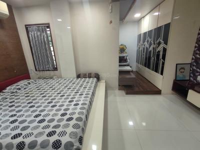 Bedroom Image of 3300 Sq.ft 5 BHK Apartment / Flat for sale in Bodakdev Ahmedabad for Rs. 22000000