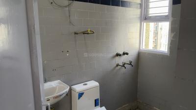Image of 1600 Sq.ft 3 BHK Apartment / Flat for rent in Mahalaxmi Apartment, Sector 2 Dwarka, New Delhi for Rs. 39500