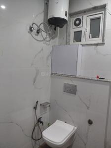 Bathroom Image of 1250 Sq.ft 2 BHK Builder Floor for rent in Sector 47 Noida for Rs. 45000